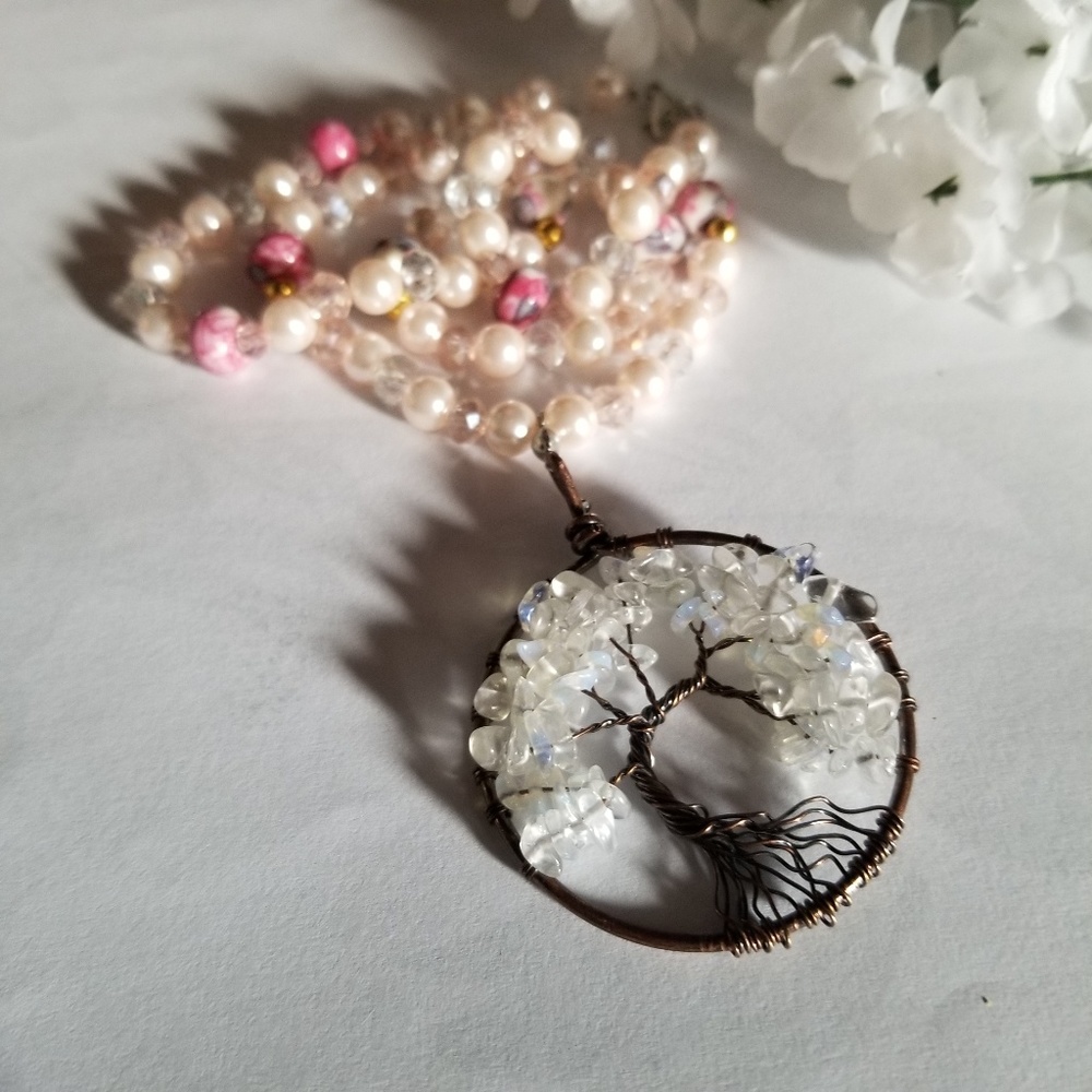 Lovely Beaded Bonsai Tree Necklace - Picture 5 of 7